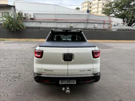 FIAT Toro 1.8 16V 4P FLEX FREEDOM AUTOM�TICO, Foto 4