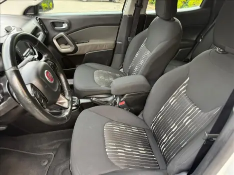 FIAT Toro 1.8 16V 4P FLEX FREEDOM AUTOM�TICO, Foto 5