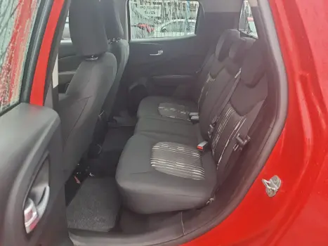 FIAT Toro 1.8 16V 4P FLEX FREEDOM AUTOM�TICO, Foto 10