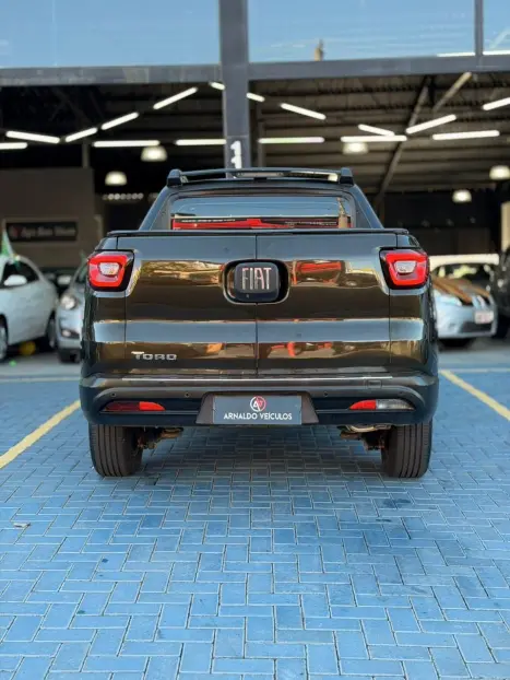 FIAT Toro 1.8 16V 4P FLEX FREEDOM AUTOM�TICO, Foto 5