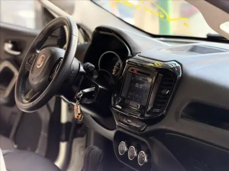 FIAT Toro 1.8 16V 4P FLEX FREEDOM AUTOM�TICO, Foto 5