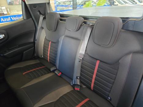 FIAT Toro 1.8 16V 4P FLEX FREEDOM AUTOMÁTICO, Foto 16