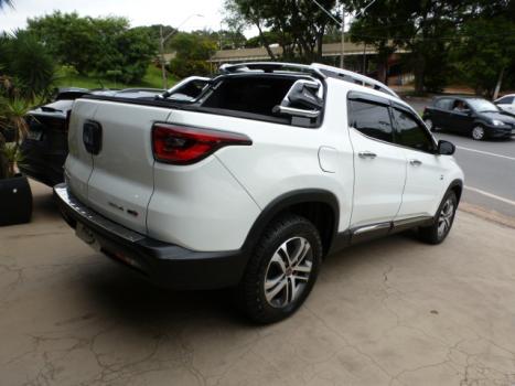 FIAT Toro 2.0 16V 4P VOLCANO 4WD TURBO DIESEL AUTOM�TICO, Foto 3