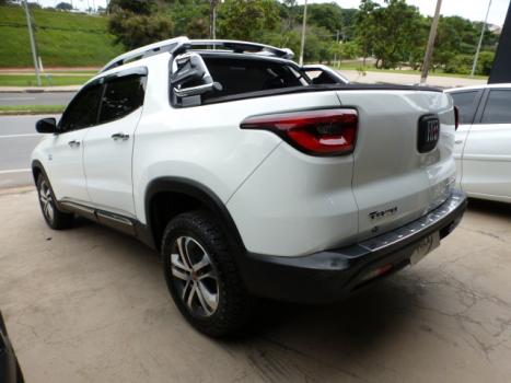 FIAT Toro 2.0 16V 4P VOLCANO 4WD TURBO DIESEL AUTOM�TICO, Foto 4