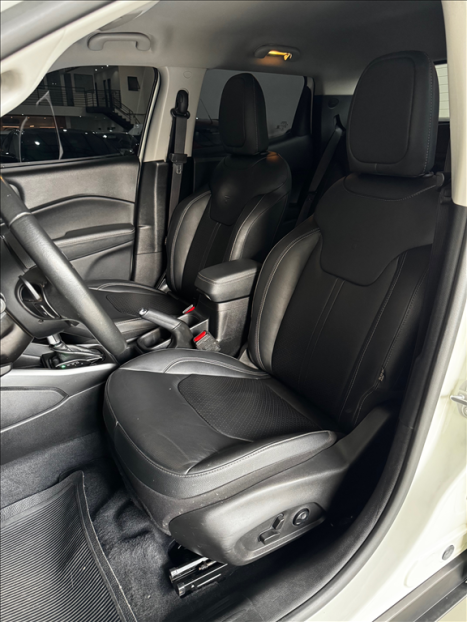 FIAT Toro 2.0 16V 4P VOLCANO 4WD TURBO DIESEL AUTOM�TICO, Foto 9