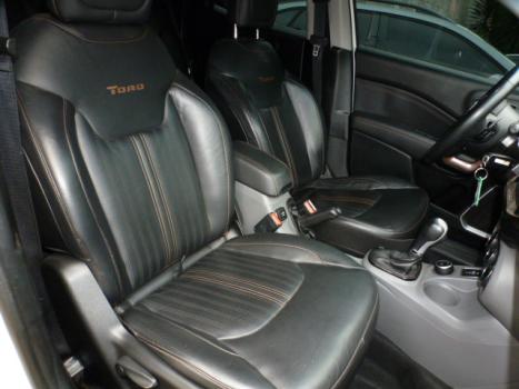 FIAT Toro 2.0 16V 4P VOLCANO 4WD TURBO DIESEL AUTOM�TICO, Foto 8