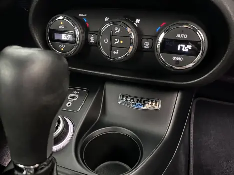 FIAT Toro 2.0 16V 4P 4WD RANCH TURBO DIESEL AUTOM�TICO, Foto 20