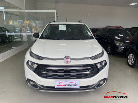 FIAT Toro 2.0 16V 4P VOLCANO 4WD TURBO DIESEL AUTOM�TICO, Foto 2