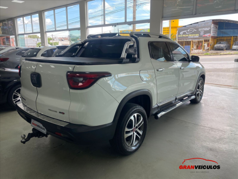 FIAT Toro 2.0 16V 4P VOLCANO 4WD TURBO DIESEL AUTOM�TICO, Foto 4