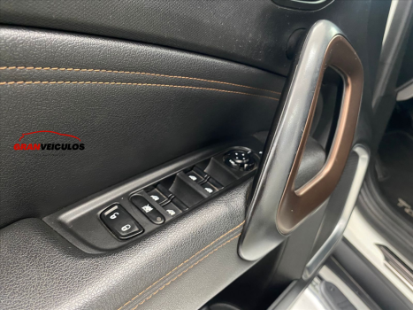 FIAT Toro 2.0 16V 4P VOLCANO 4WD TURBO DIESEL AUTOM�TICO, Foto 14