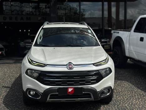FIAT Toro 2.0 16V 4P VOLCANO 4WD TURBO DIESEL AUTOM�TICO, Foto 2