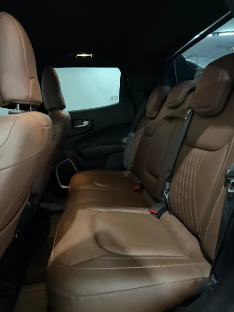 FIAT Toro 2.0 16V 4P 4WD RANCH TURBO DIESEL AUTOM�TICO, Foto 9