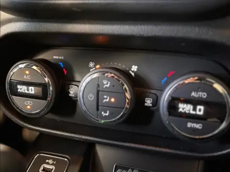 FIAT Toro 2.0 16V 4P 4WD ULTRA TURBO DIESEL AUTOM�TICO, Foto 13