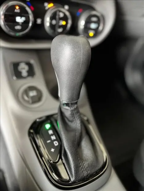 FIAT Toro 2.4 16V 4P BLACKJACK FLEX AUTOM�TICO, Foto 10