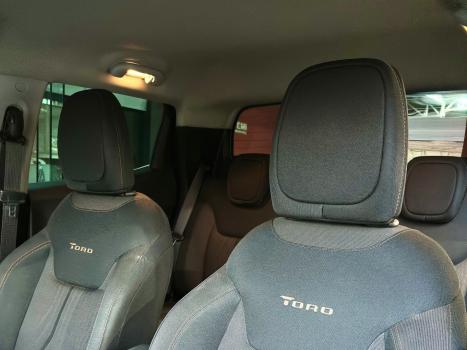 FIAT Toro 2.4 16V 4P MULTIAIR FLEX VOLCANO AUTOM�TICO, Foto 12