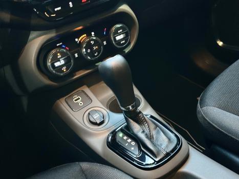 FIAT Toro 2.4 16V 4P MULTIAIR FLEX VOLCANO AUTOM�TICO, Foto 18