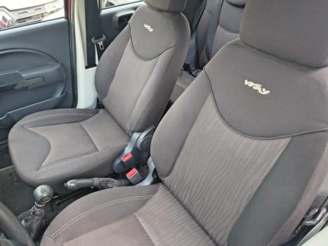 FIAT Uno 1.0 4P FLEX EVO VIVACE CELEBRATION, Foto 10