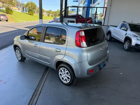 FIAT Uno 1.0 4P FLEX EVO VIVACE CELEBRATION, Foto 6