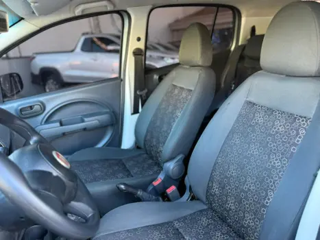 FIAT Uno 1.0 4P FLEX EVO VIVACE CELEBRATION, Foto 7