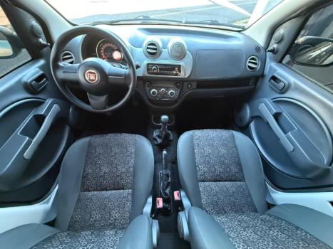 FIAT Uno 1.0 4P FLEX EVO VIVACE CELEBRATION, Foto 9