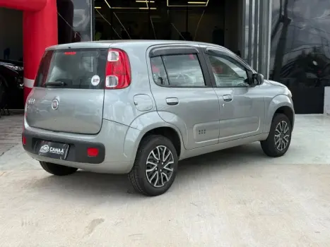 FIAT Uno 1.0 4P FLEX EVO VIVACE CELEBRATION, Foto 6