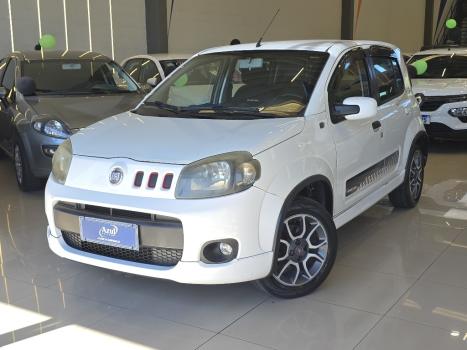 FIAT Uno 1.4 4P FLEX SPORTING, Foto 3
