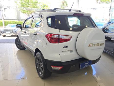 FORD Ecosport 1.5 12V 4P TI-VCT FLEX FREESTYLE AUTOMÁTICO, Foto 4 FORD Ecosport 1.5 12V 4P TI-VCT FLEX FREESTYLE AUTOMÁTICO, Foto 4