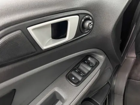 FORD Ecosport 1.6 16V 4P FREESTYLE PLUS FLEX, Foto 12