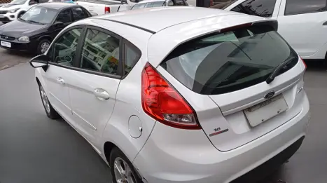 FORD Fiesta Hatch 1.6 16V 4P FLEX SE POWERSHIFT AUTOMTICO, Foto 3