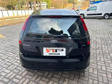 FORD Fiesta Hatch 1.6, Foto 6 FORD Fiesta Hatch 1.6, Foto 6