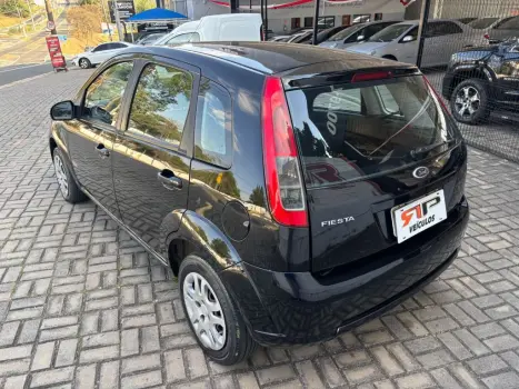 FORD Fiesta Hatch 1.6, Foto 7 FORD Fiesta Hatch 1.6, Foto 7