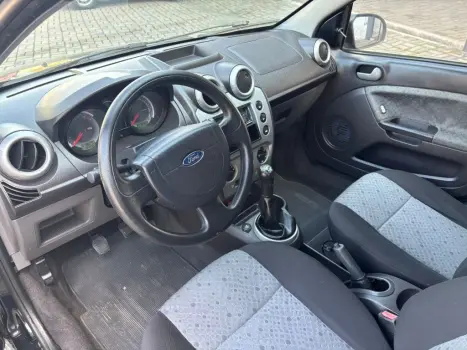 FORD Fiesta Hatch 1.6, Foto 11 FORD Fiesta Hatch 1.6, Foto 11
