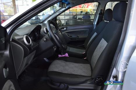 FORD Fiesta Hatch 1.0, Foto 3