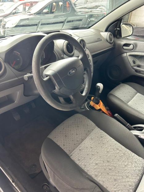 FORD Fiesta Hatch 1.6 4P, Foto 8
