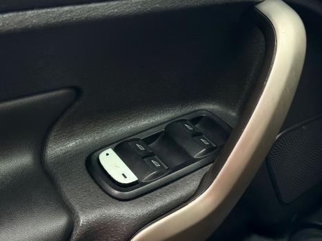 FORD Fiesta Hatch 1.6 16V 4P SE FLEX, Foto 14