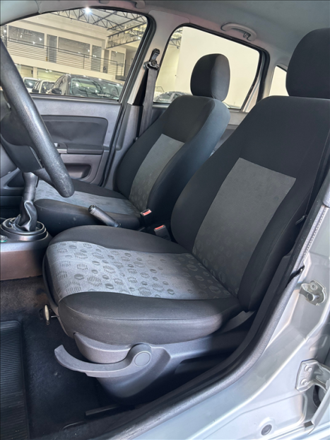 FORD Fiesta Hatch 1.0 4P FLEX, Foto 8