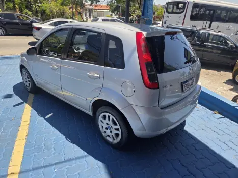 FORD Fiesta Hatch 1.6 4P ROCAM FLEX, Foto 2