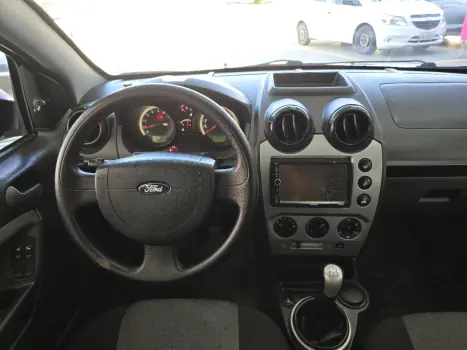 FORD Fiesta Hatch 1.6 4P ROCAM FLEX, Foto 8