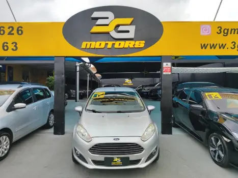 FORD Fiesta Hatch 1.6 4P FLEX TITANIUM POWERSHIFT AUTOM�TICO, Foto 2