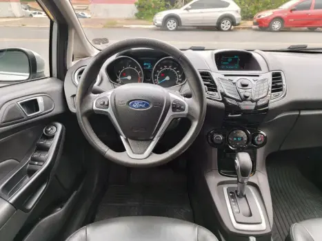 FORD Fiesta Hatch 1.6 4P FLEX TITANIUM POWERSHIFT AUTOM�TICO, Foto 7