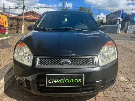 FORD Fiesta Hatch 1.6, Foto 4