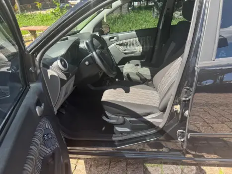 FORD Fiesta Hatch 1.6, Foto 5