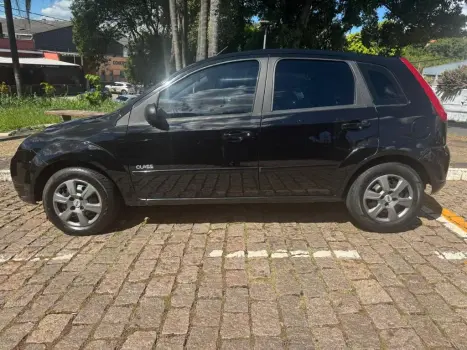 FORD Fiesta Hatch 1.6, Foto 6