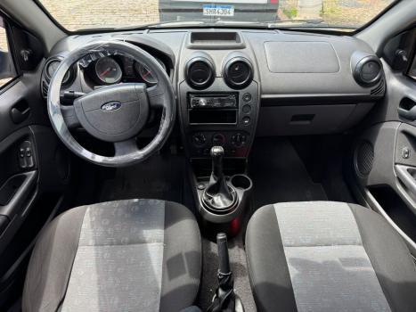 FORD Fiesta Hatch 1.0, Foto 6