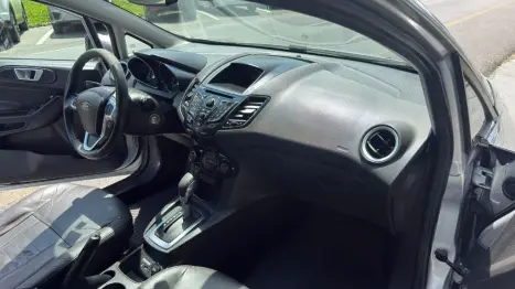 FORD Fiesta Hatch 1.6 4P FLEX TITANIUM POWERSHIFT AUTOM�TICO, Foto 7