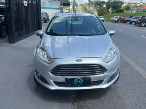 FORD Fiesta Hatch 1.6 4P FLEX TITANIUM POWERSHIFT AUTOM�TICO, Foto 10