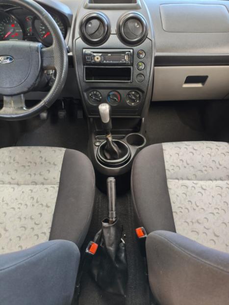 FORD Fiesta Hatch 1.0 4P FLEX, Foto 16