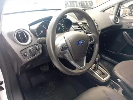 FORD Fiesta Hatch 1.6 16V 4P FLEX TITANIUM POWERSHIFT AUTOM�TICO, Foto 7