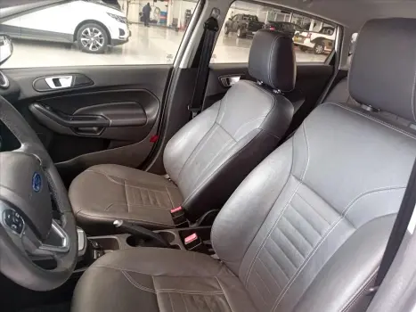 FORD Fiesta Hatch 1.6 16V 4P FLEX TITANIUM POWERSHIFT AUTOM�TICO, Foto 8