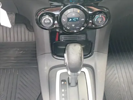 FORD Fiesta Hatch 1.6 16V 4P FLEX TITANIUM POWERSHIFT AUTOM�TICO, Foto 11